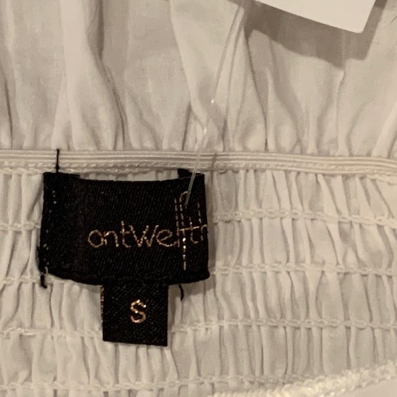 Gathered Off-Shoulder Blouse - Picture 4 of 5